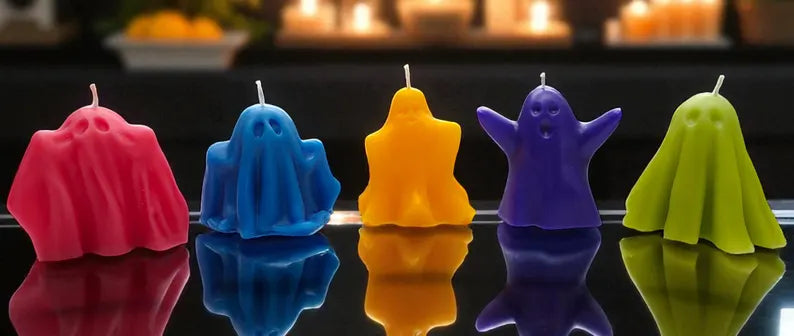 5 Little Adorable Ghost Candles