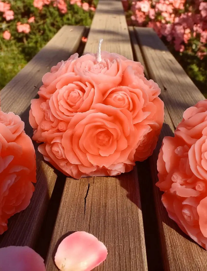 Exclusive Design Rose Ball Peach Candle
