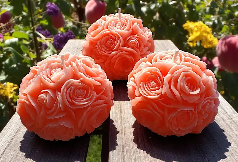 Exclusive Design Rose Ball Peach Candle