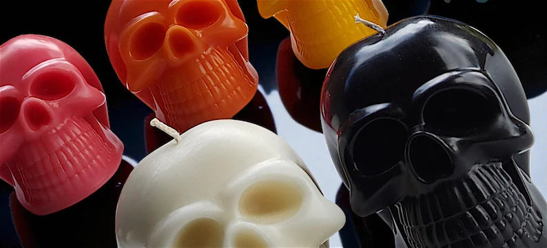 Halloween Neanderskull candle