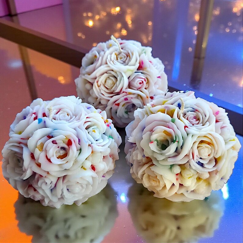 Stunning 3D Flower Sphere Candle