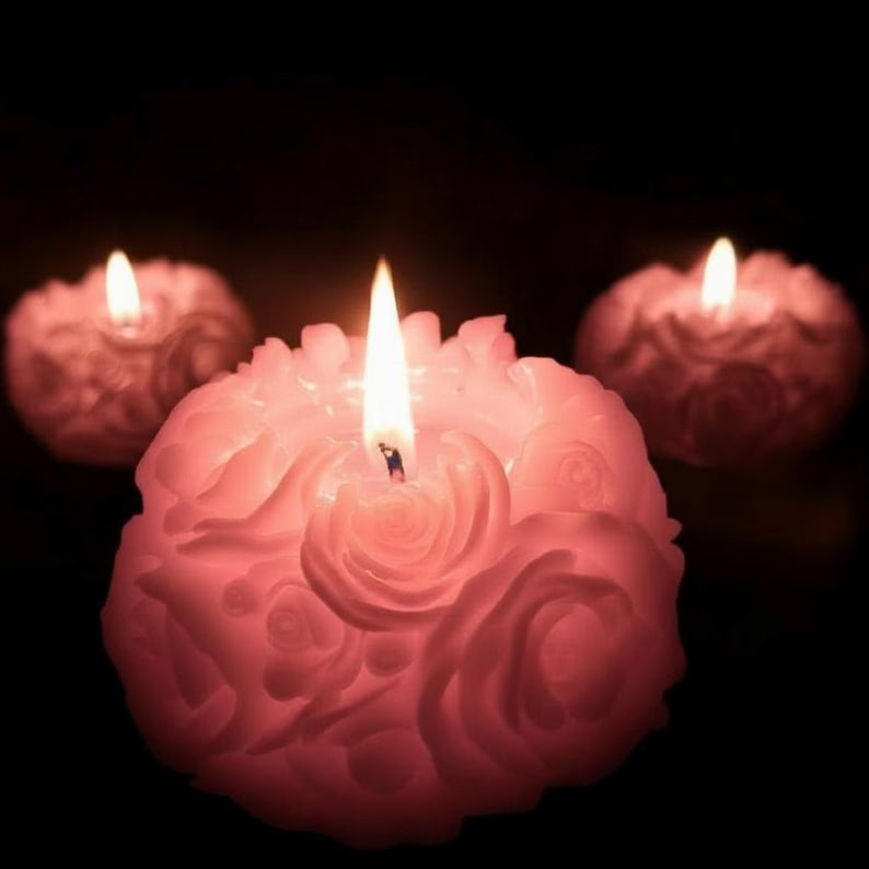 Blooming Roses Sphere Candle