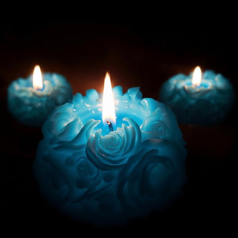 Blooming Roses Sphere Candle