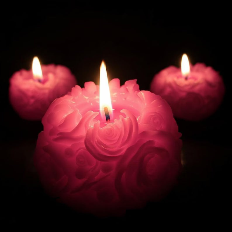 Blooming Roses Sphere Candle