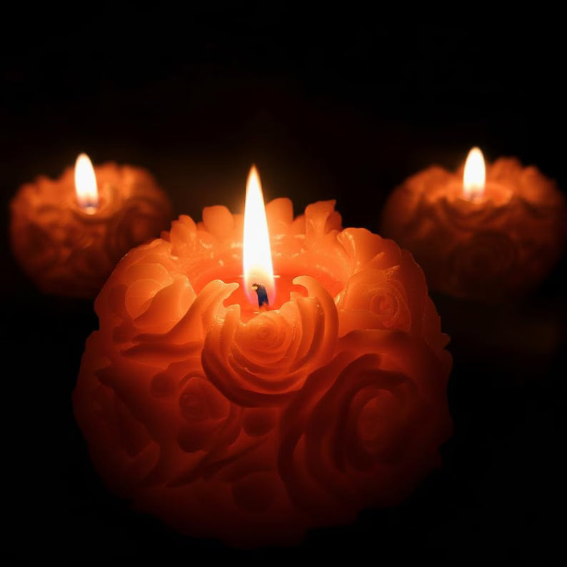 Blooming Roses Sphere Candle