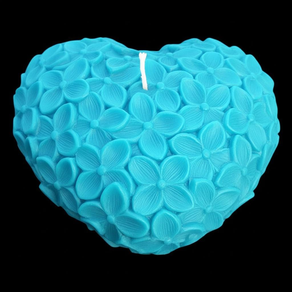 Floral Heart Candle: Large Valentine's Day Love Shack Fragrance