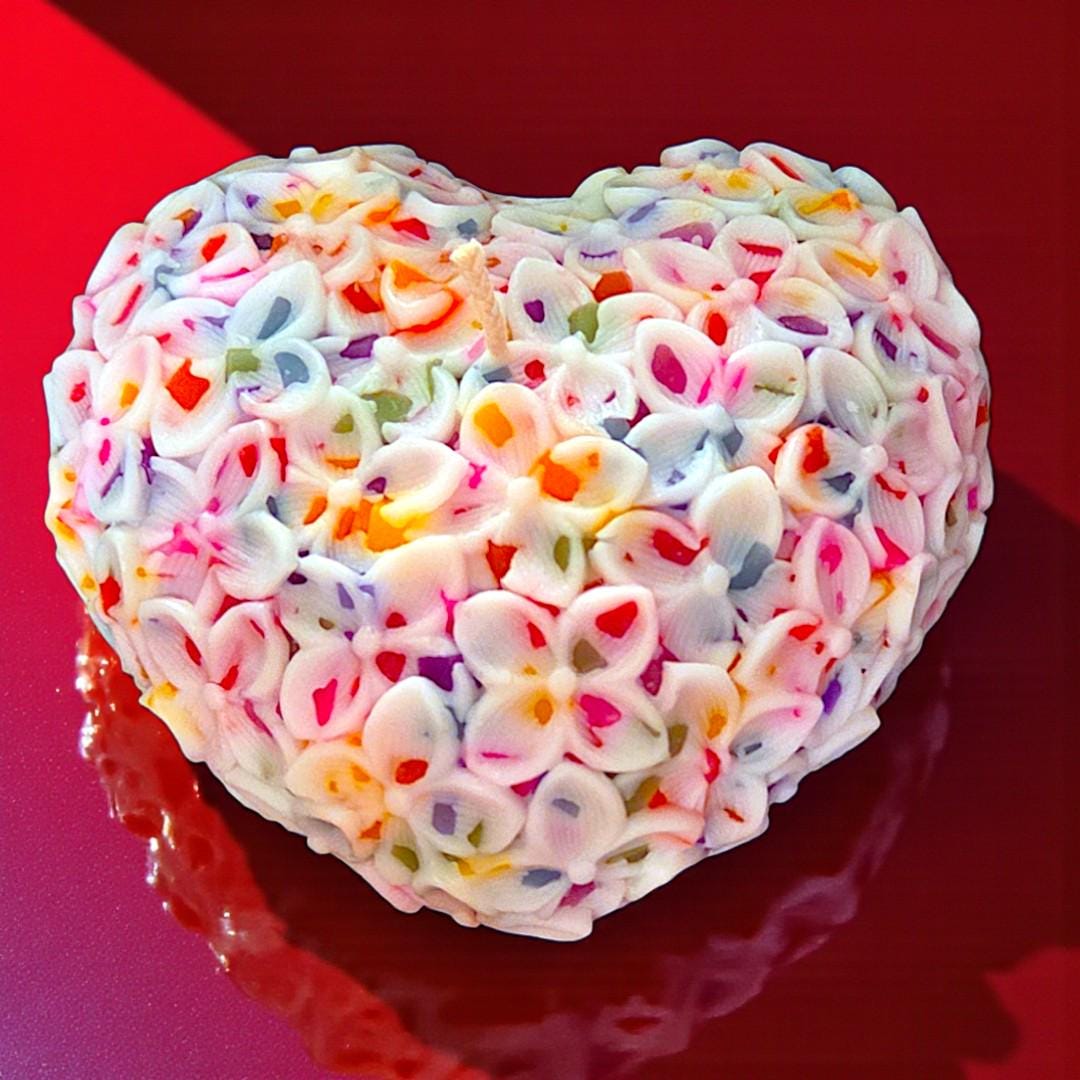 The Candy Heart Candle: Large Luxury 3D Valentine’s Sweetly Scented Novelty Gift Conversation Piece