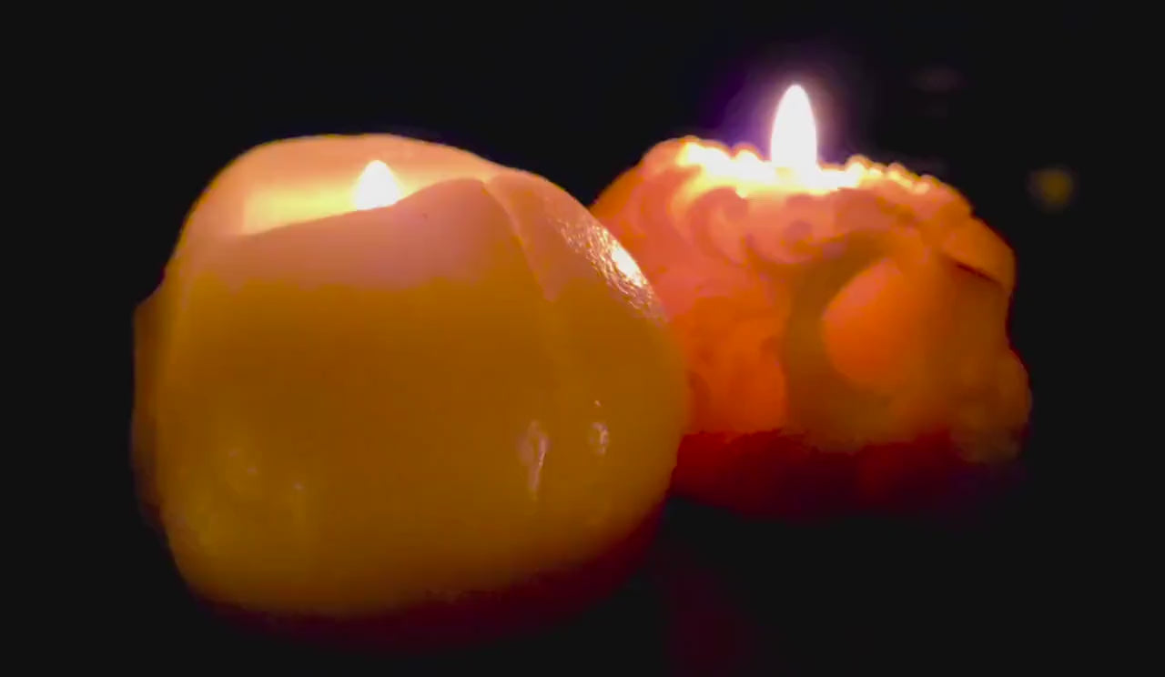 Drop Dead Gorgeous Skull Candle